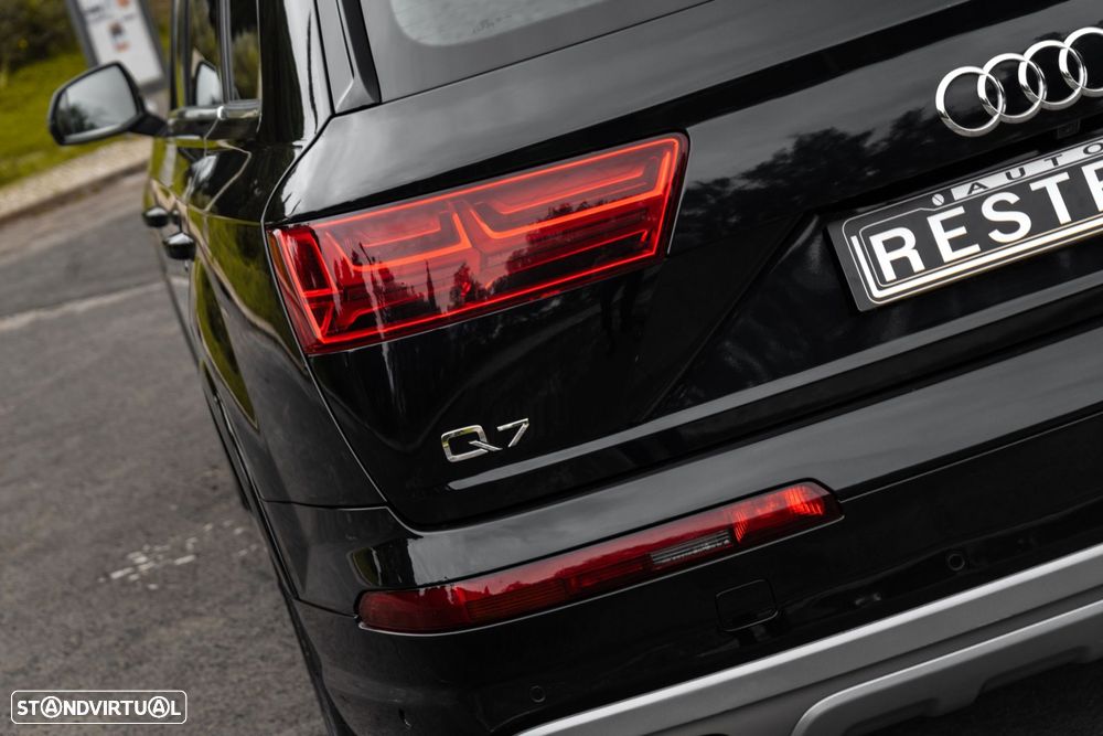 Audi Q7 3.0 TDI quattro tiptronic - 9