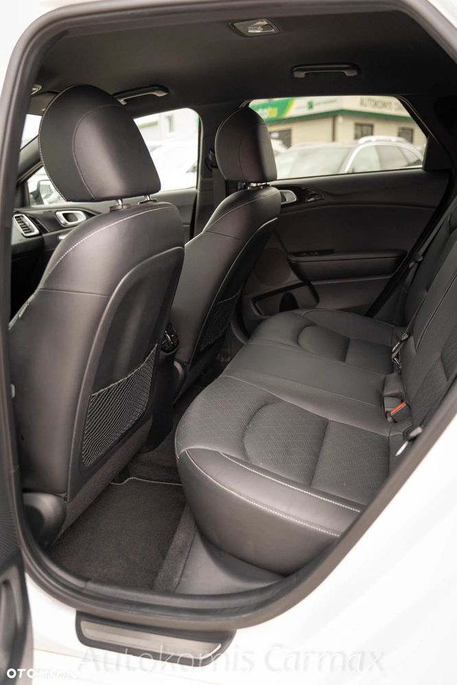 Kia ProCeed 1.5 T-GDI GT Line DCT - 25