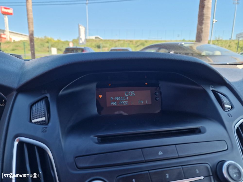 Ford Focus 1.0 SCTi Trend - 25