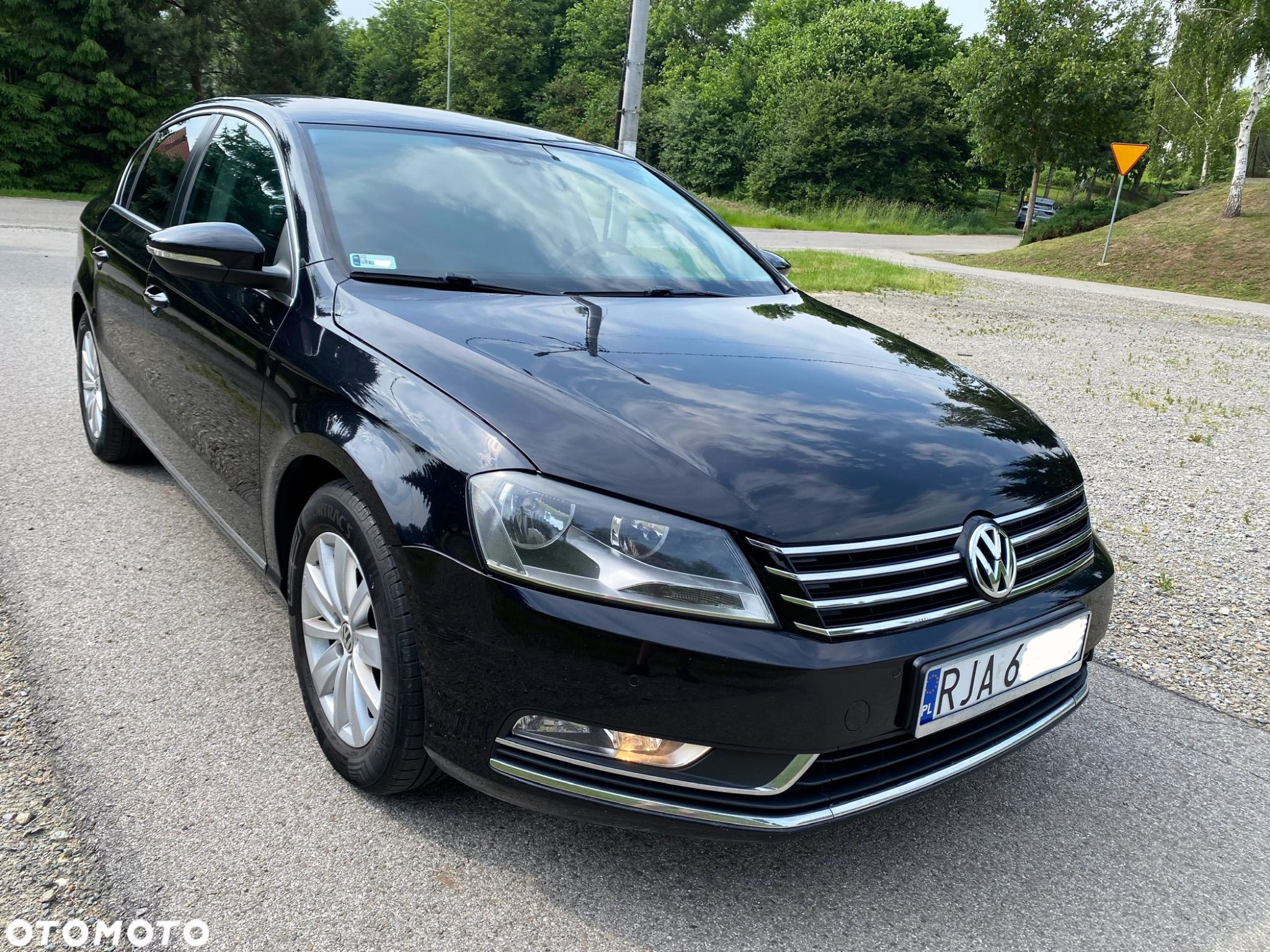 Volkswagen Passat 1.6 TDI Comfortline - 1