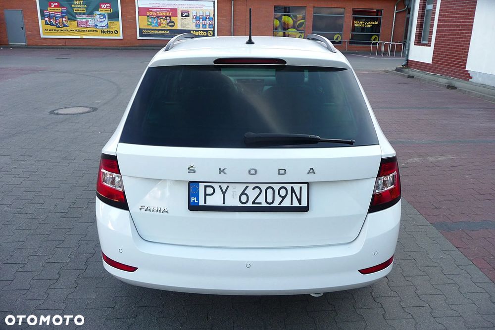 Skoda Fabia 1.0 TSI Ambition - 8