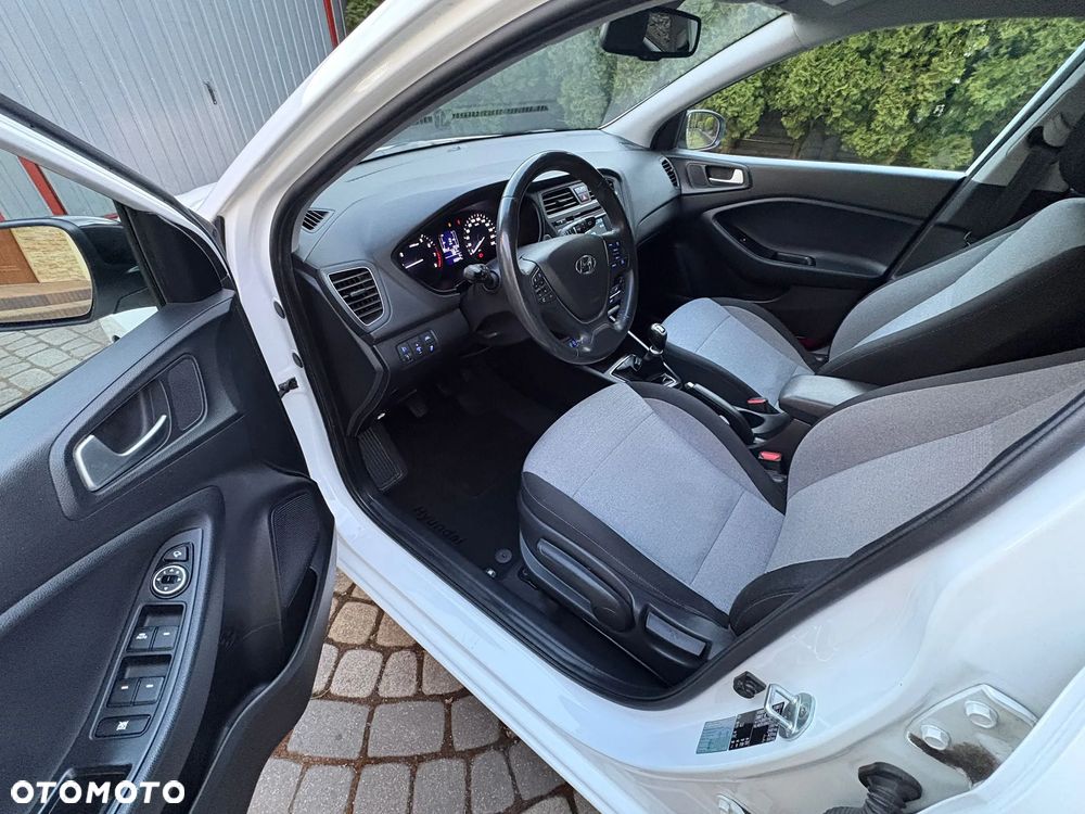 Hyundai i20 1.2 Intro Edition - 9