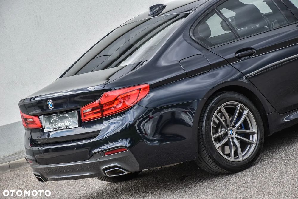 BMW Seria 5 530i xDrive M Sport Edition - 13