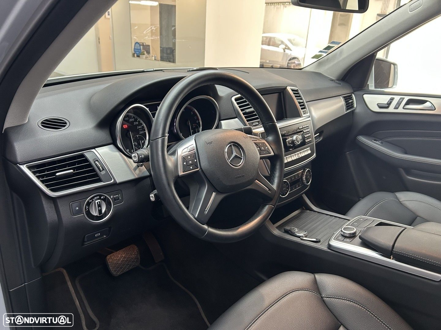 Mercedes-Benz ML 250 BlueTEC - 12