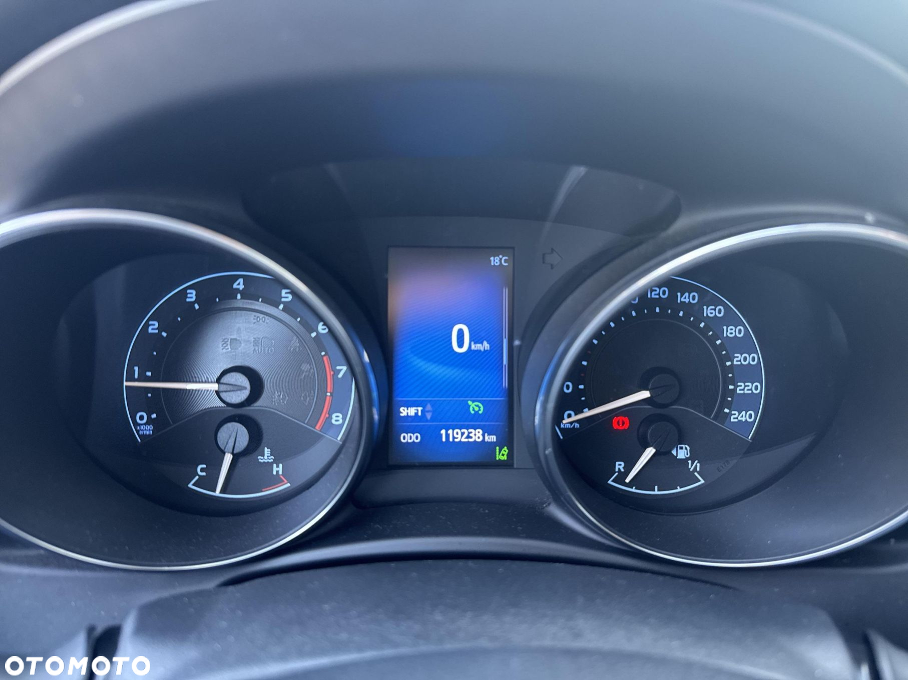 Toyota Auris 1.6 Premium Comfort - 12