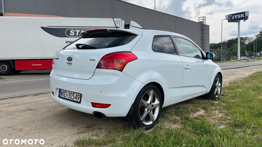Kia Ceed - 5
