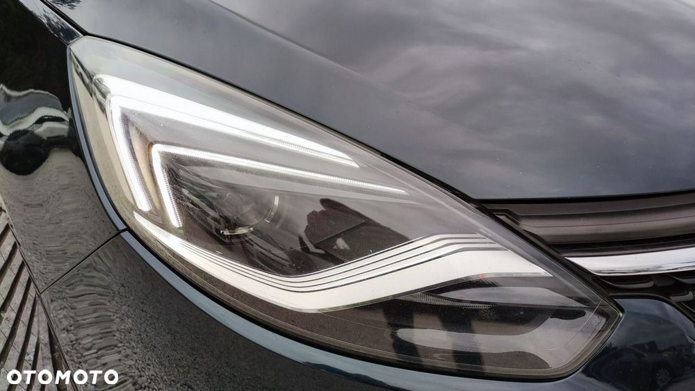 Opel Zafira - 25