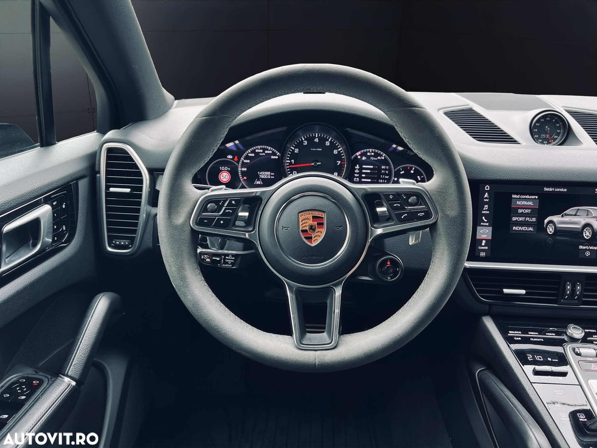 Porsche Cayenne - 11