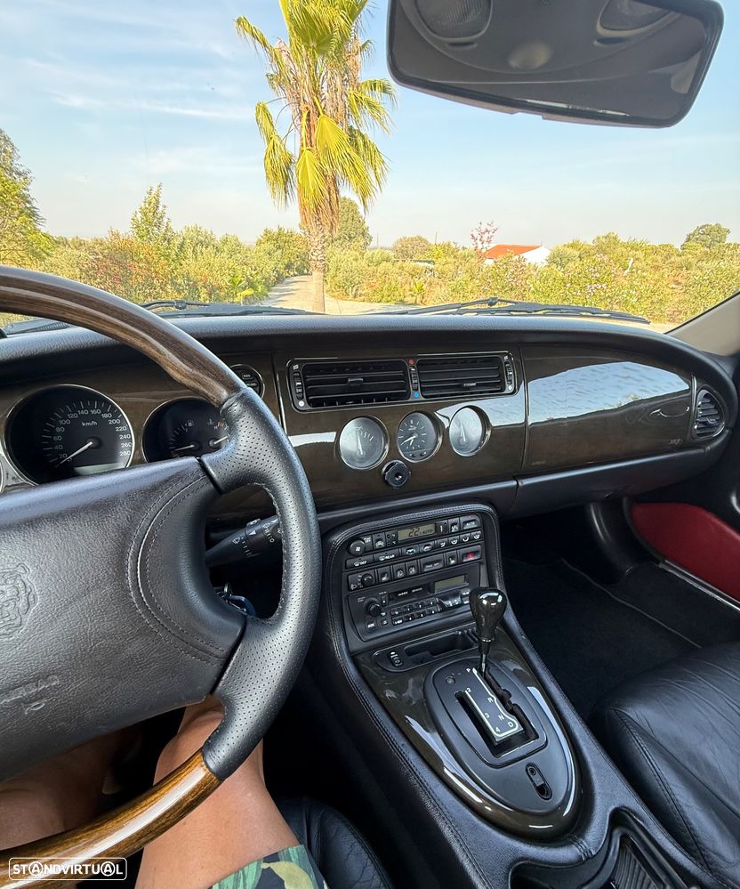 Jaguar XK XK8 4.0 Convertible Sport - 12