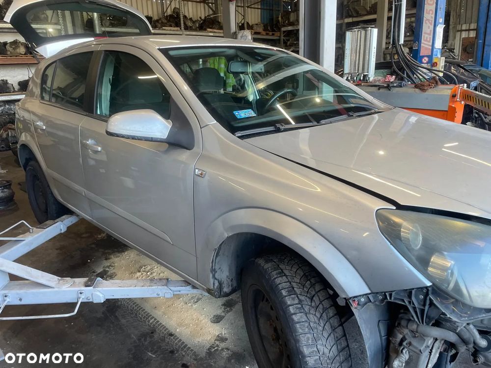 Opel Astra H NA CZĘŚCI!!! - 3