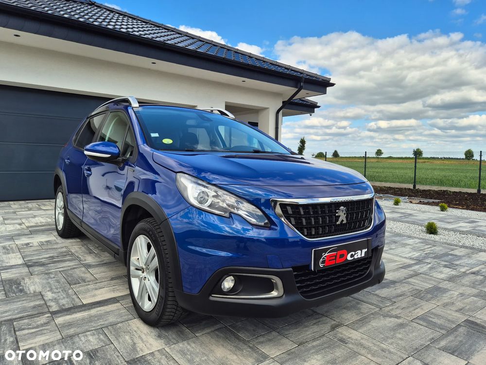 Peugeot 2008 BlueHDi 100 STOP & START Signature - 12