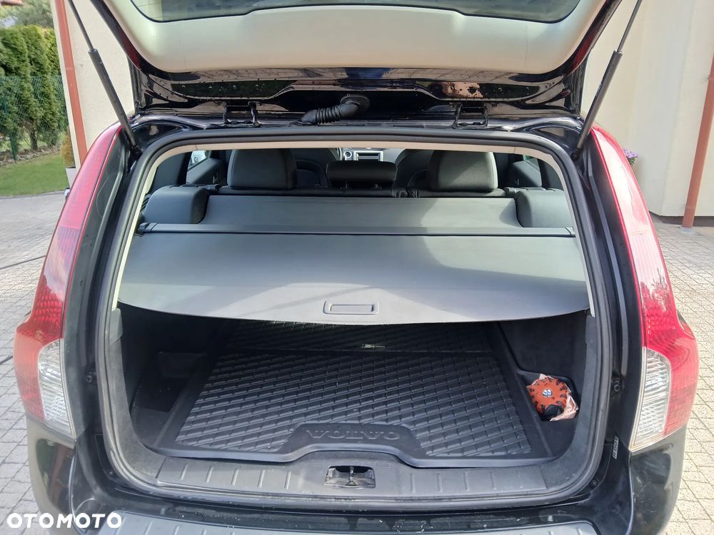 Volvo V50 1.6D Momentum - 18