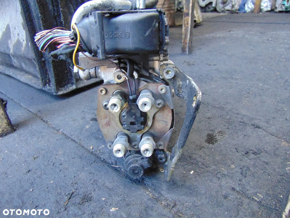 Pompa wtryskowa Vectra C 2,0 DTI - 4