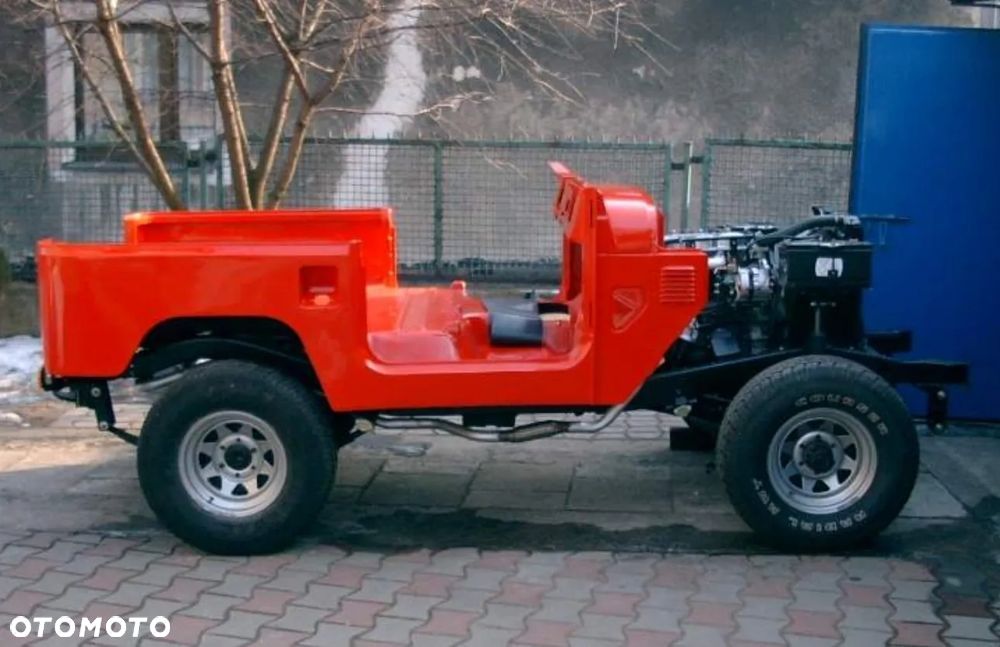 Toyota Land Cruiser - 6