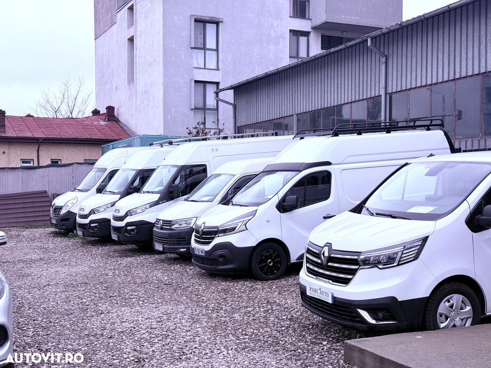Renault Trafic - 13