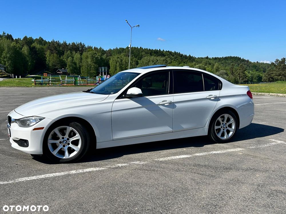 BMW Seria 3 320i - 6