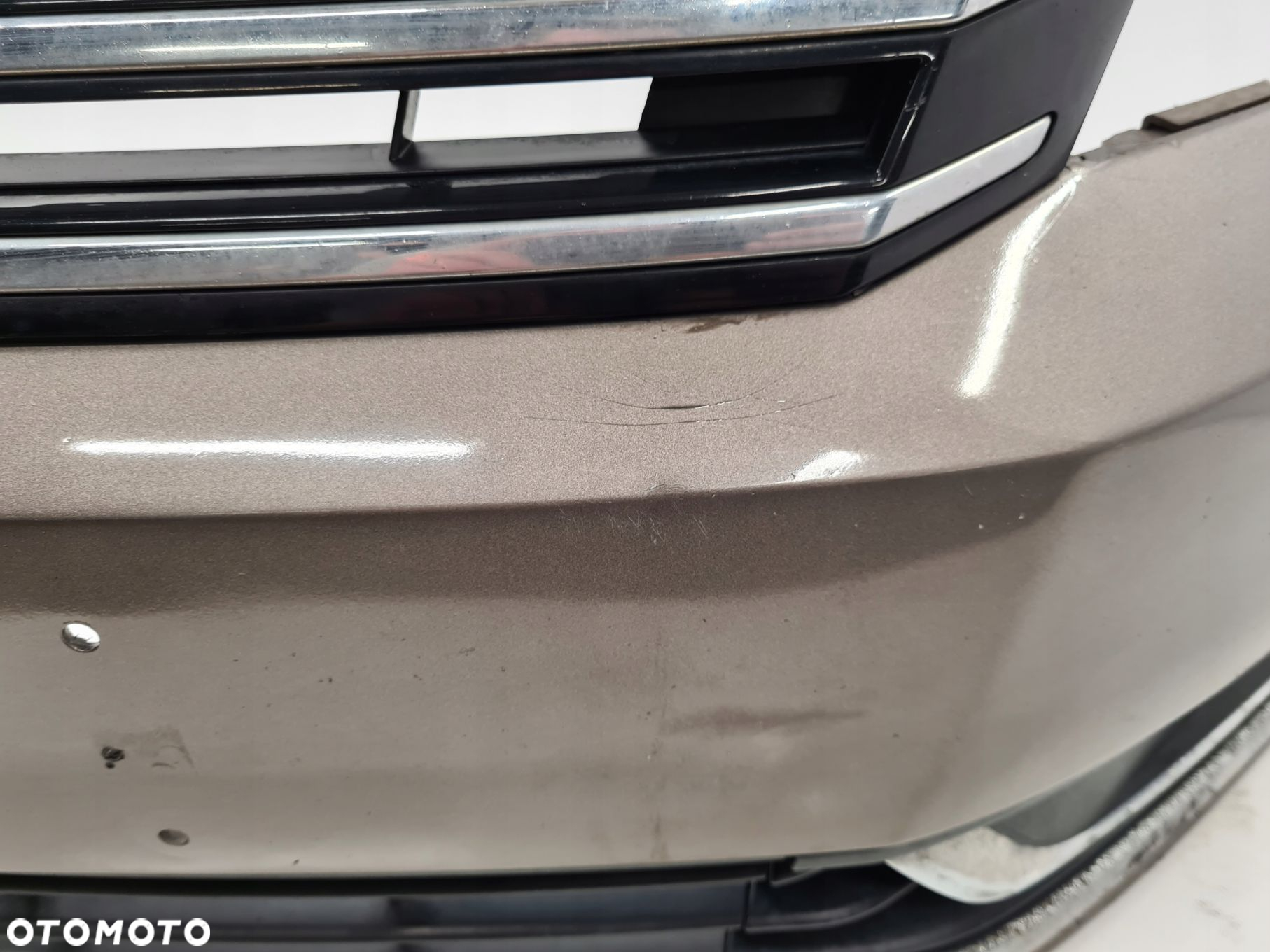 VW PASSAT B7 ZDERZAK PRZÓD PRZEDNI LA8X - 10