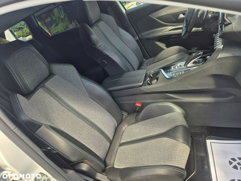 Peugeot 5008 2.0 BlueHDi Allure S&S EAT8 - 16