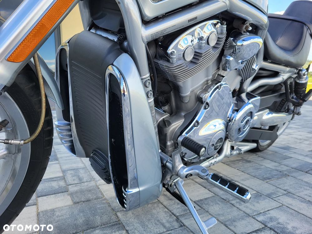 Harley-Davidson V-Rod Street Rod - 22