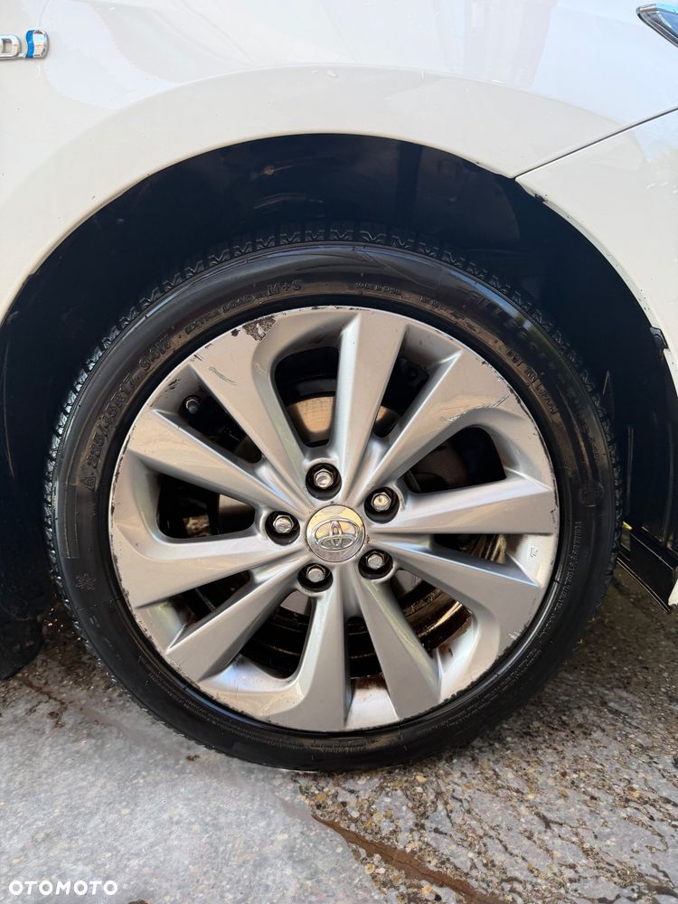 Toyota Auris Hybrid 135 Active - 19