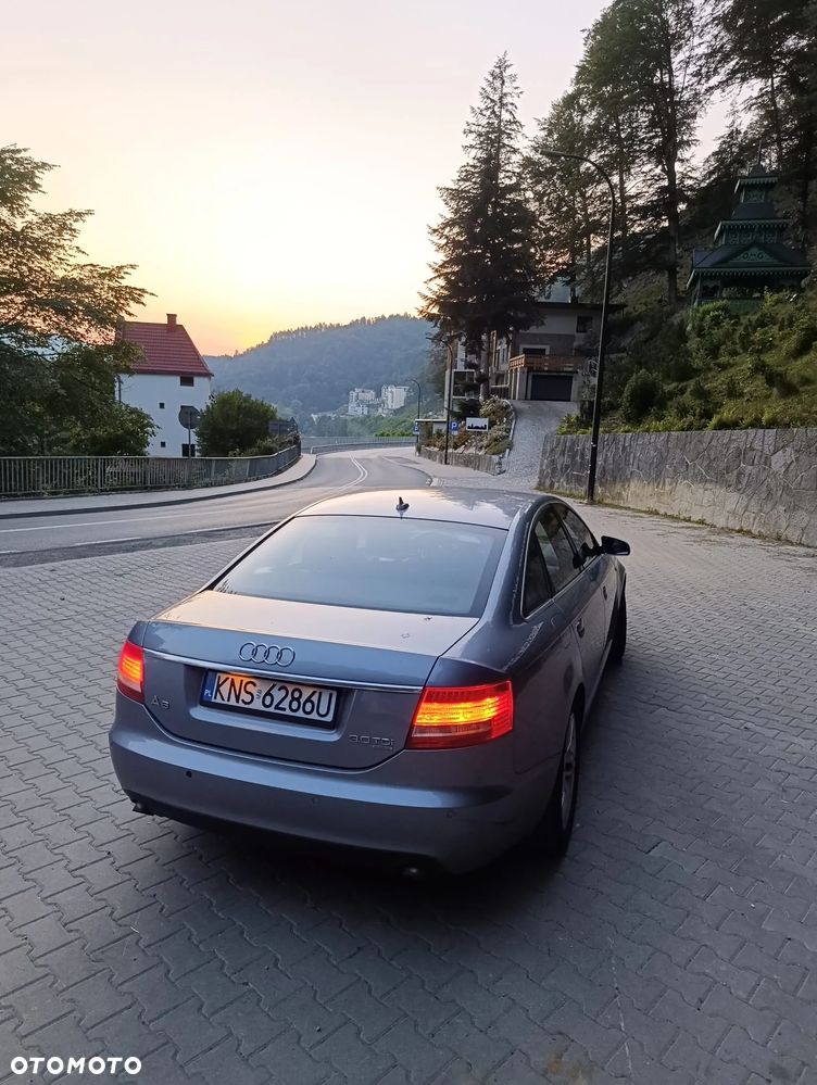 Audi A6 Limousine - 1