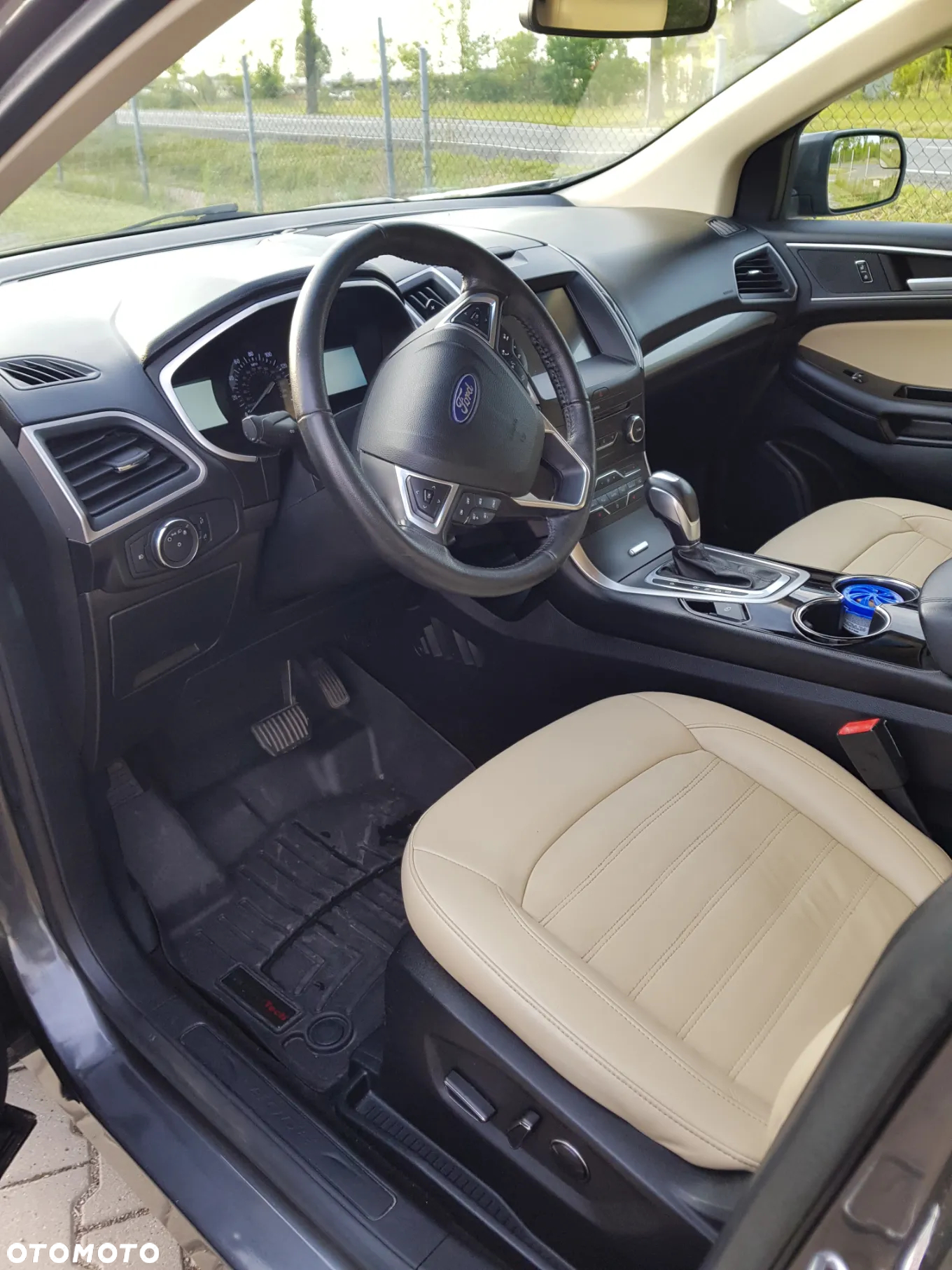 Ford Edge - 14