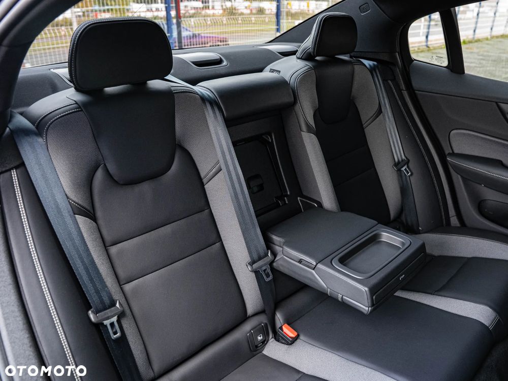 Volvo S60 B4 B Geartronic RDesign - 25