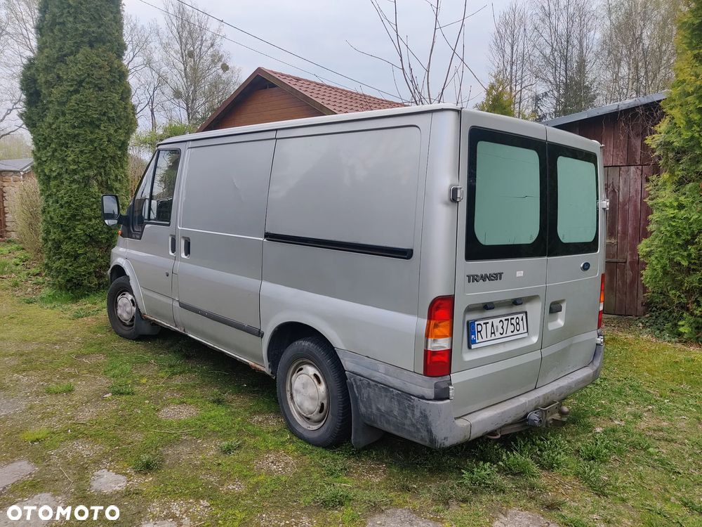 Ford Transit - 1