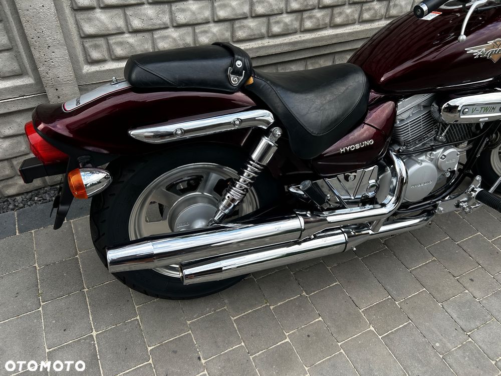 Hyosung GV - 4