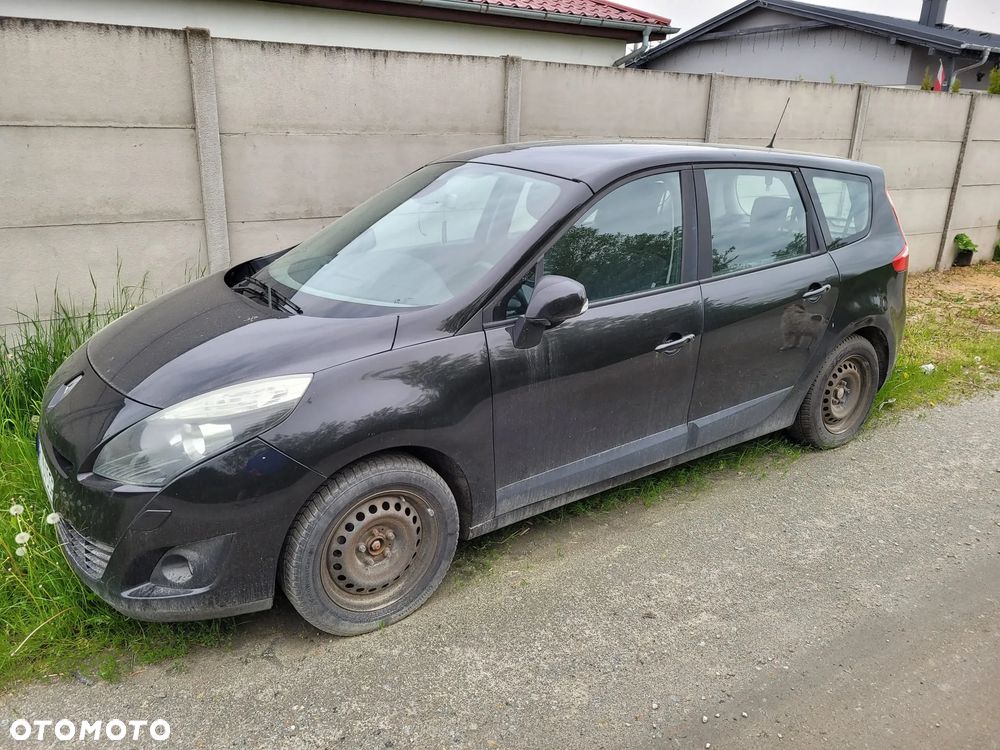 Renault Grand Scenic - 2