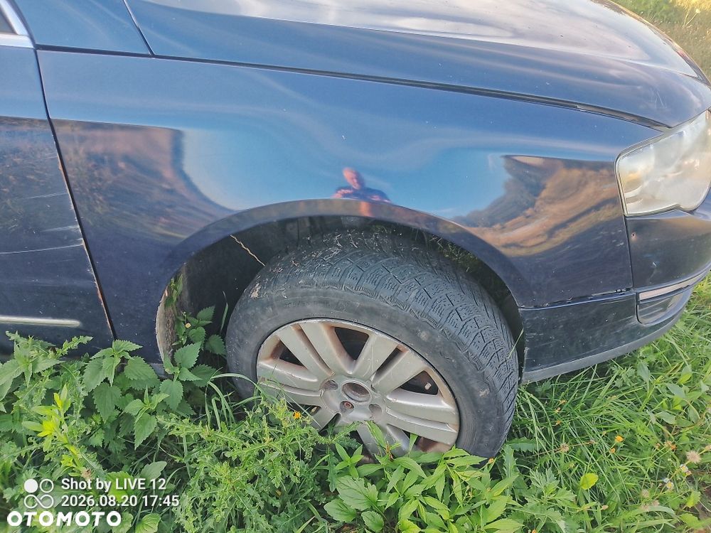 Volkswagen Passat - 5
