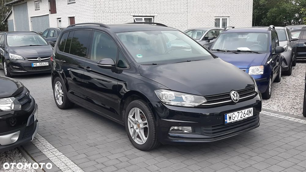 Volkswagen Touran - 5