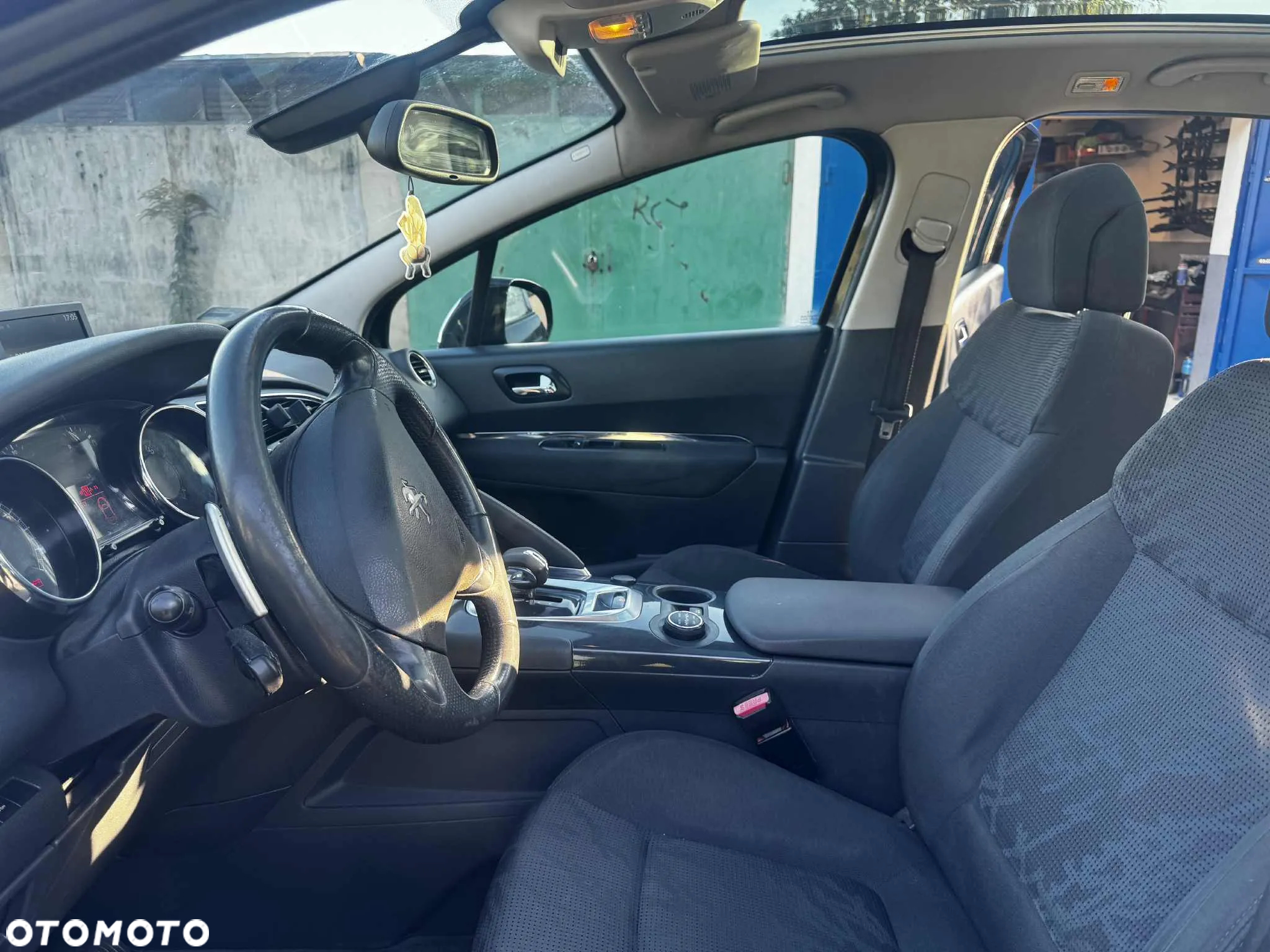Peugeot 3008 2.0 HDi HYbrid4 - 8