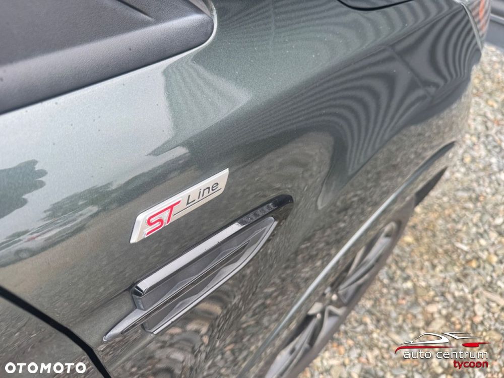 Ford Kuga - 10