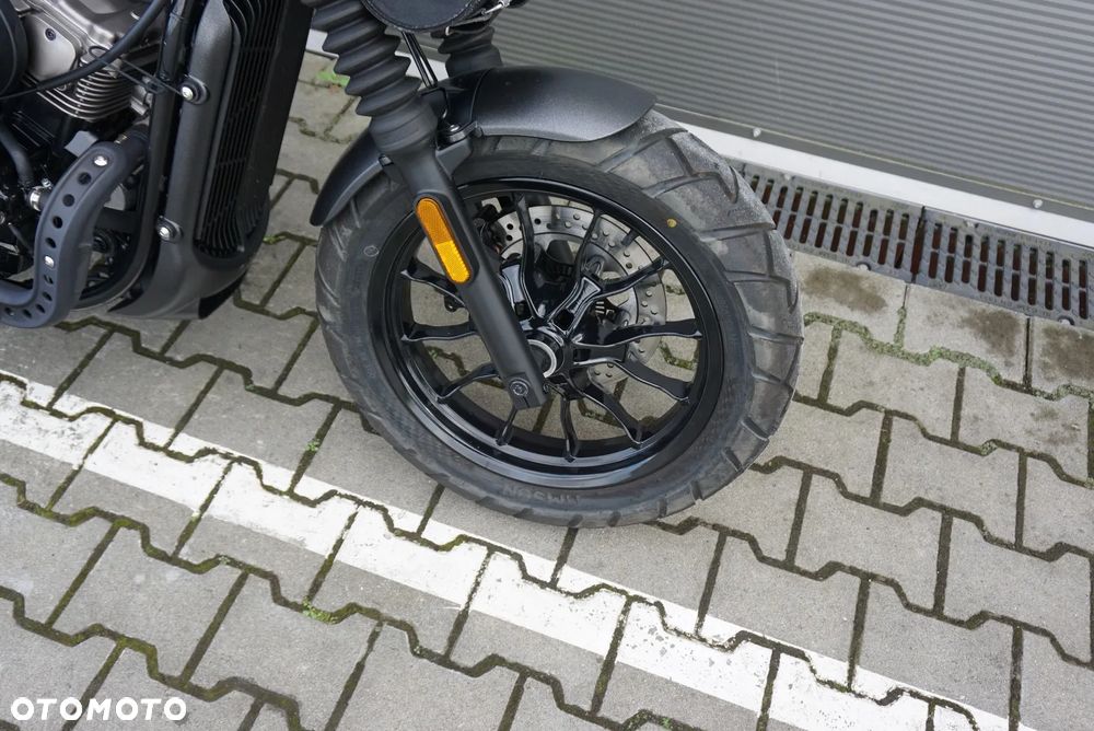 Hyosung GV - 8