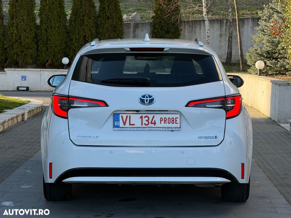 Toyota Corolla 1.8 Business Edition - 6