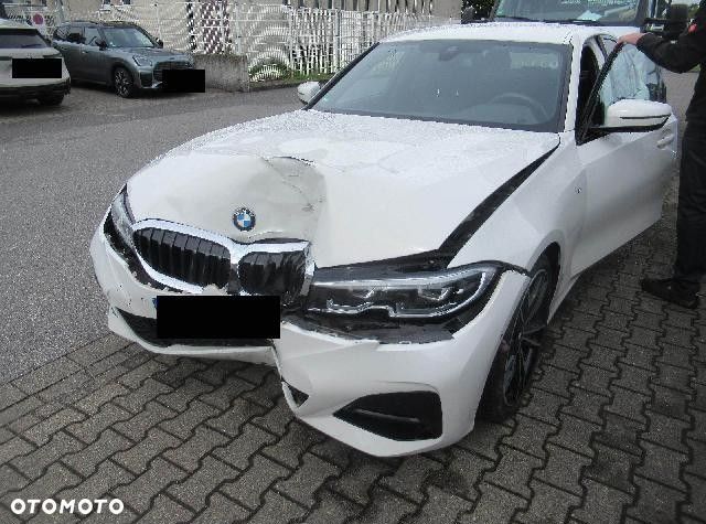 BMW Seria 3 320d Edition M Sport Shadow - 2