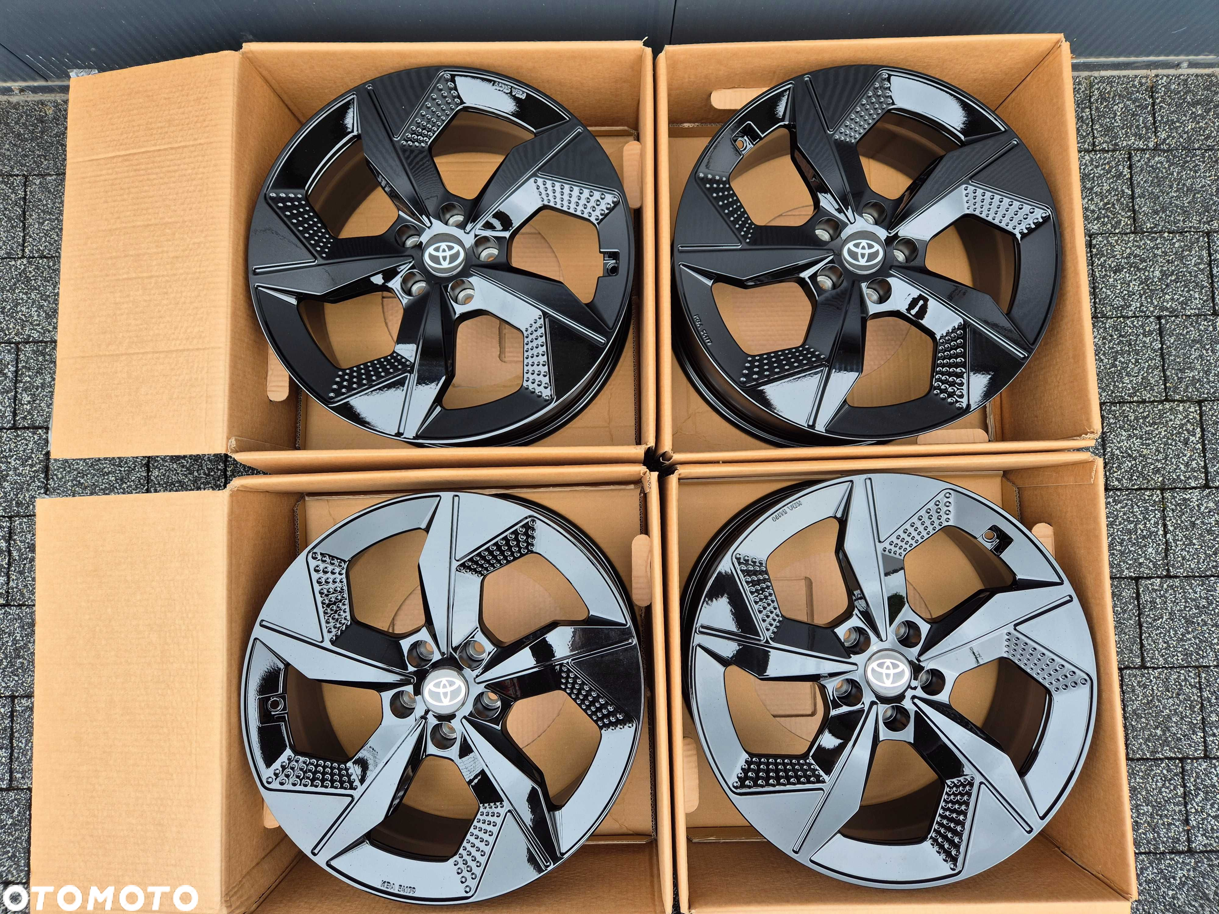 Felgi 19 do TOYOTA RAV4 Camry CH-R Corolla Auris Avensis bZ4X 5x114,3 - 2
