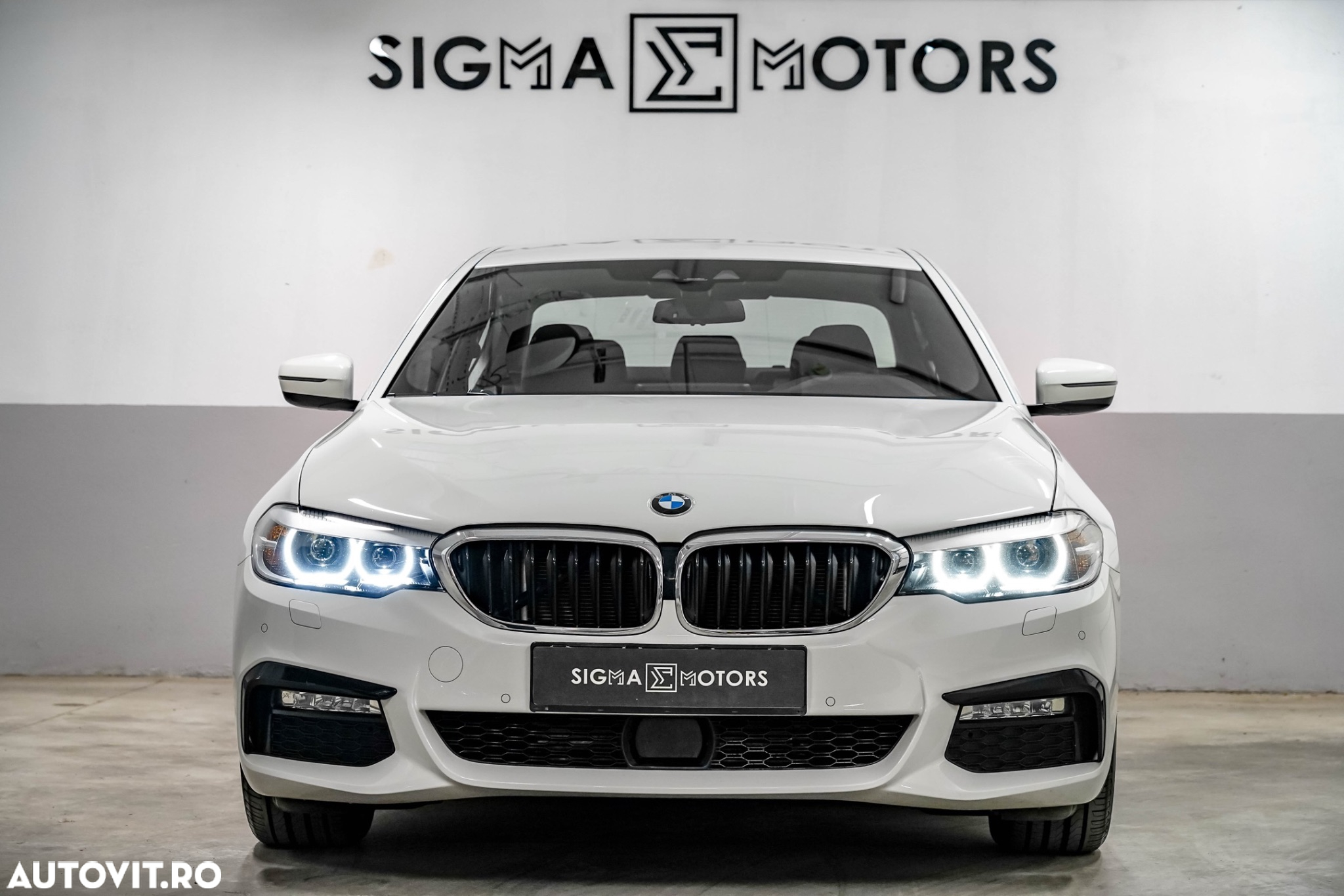 BMW Seria 5 520d xDrive AT - 2