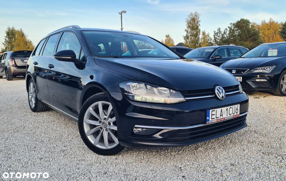 Volkswagen Golf - 28