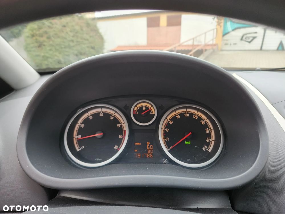 Opel Corsa 1.0 12V Cool - 4