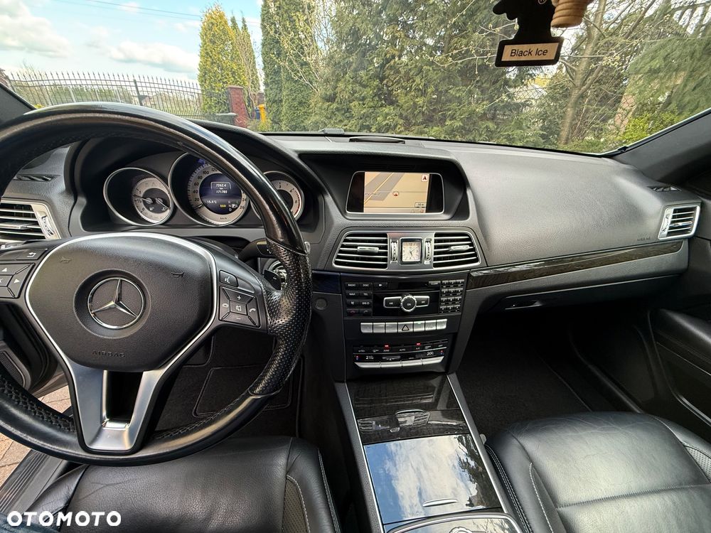 Mercedes-Benz Klasa E 220 CDI DPF BlueEFFICIENCY 7G-TRONIC Elegance - 13