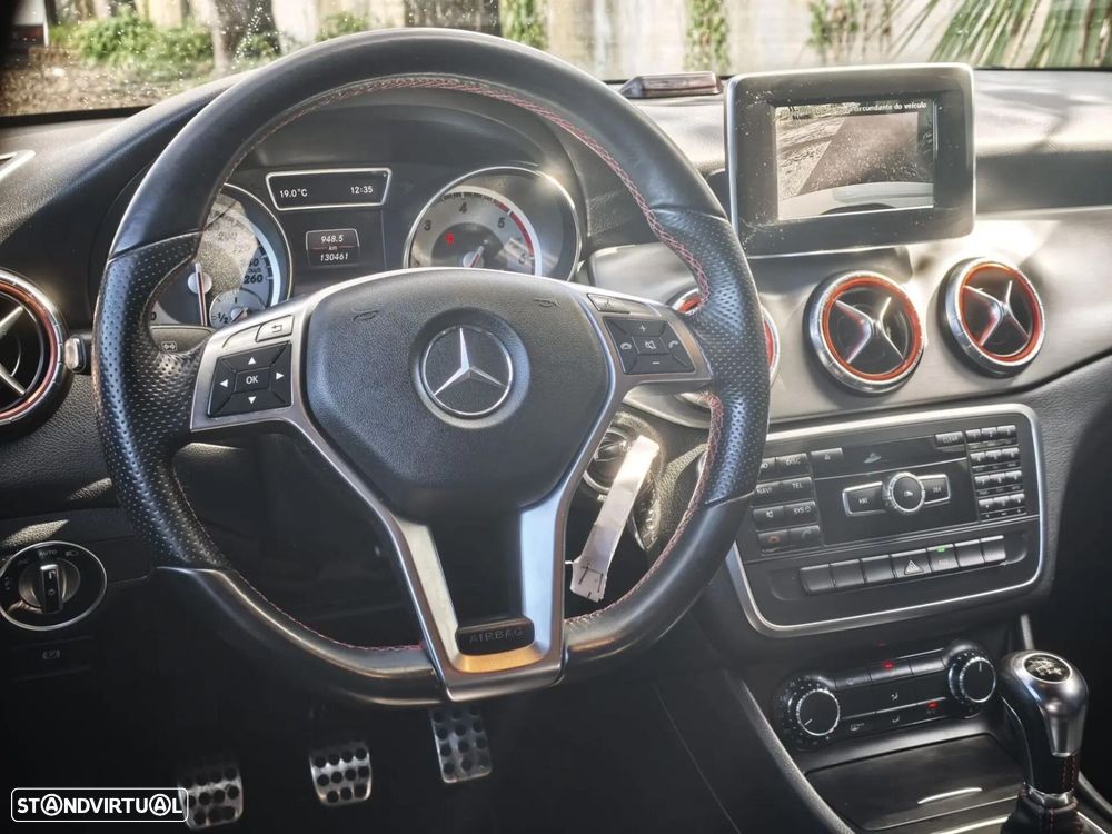 Mercedes-Benz CLA 200 - 25