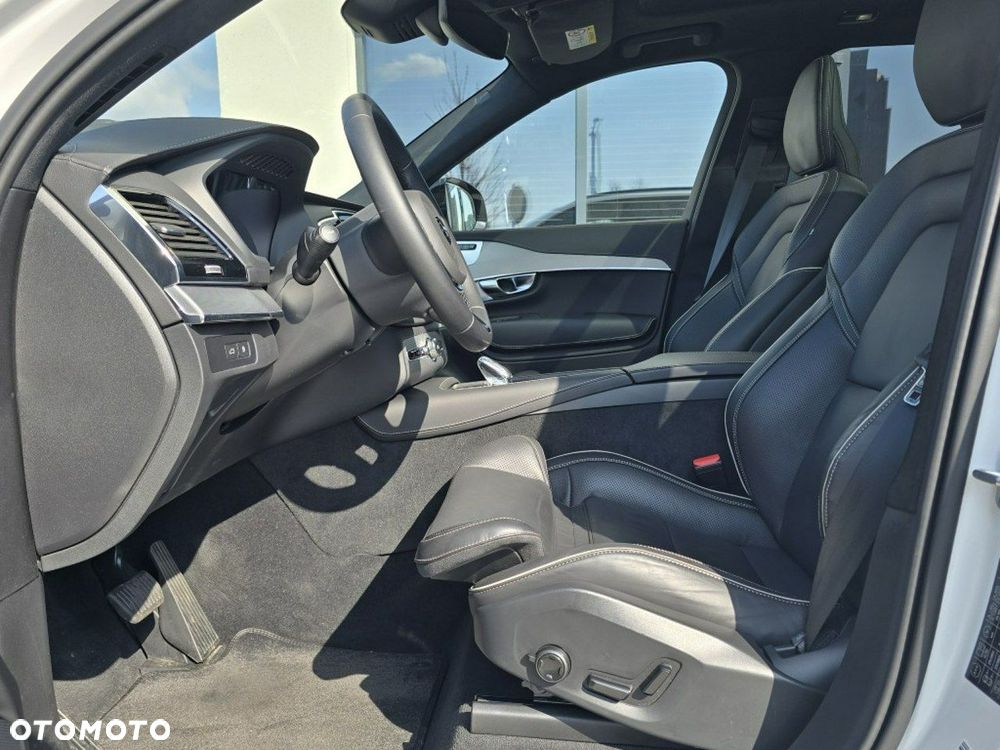 Volvo XC 90 - 5