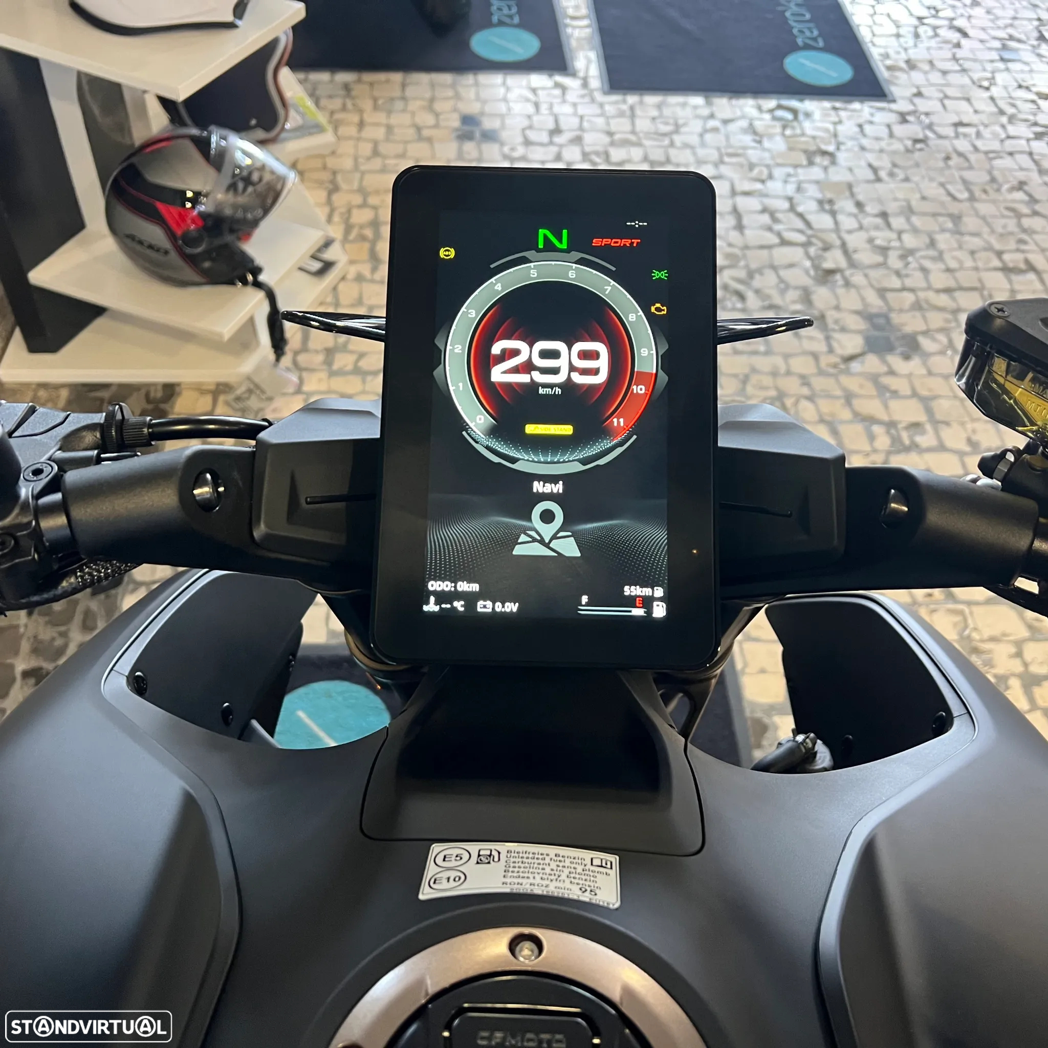 CF Moto 800NK - 9