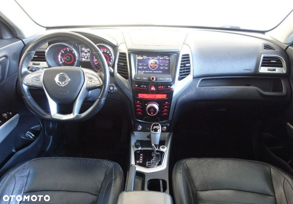 SsangYong/KGM Tivoli e-XDi 160 4WD Sapphire - 19