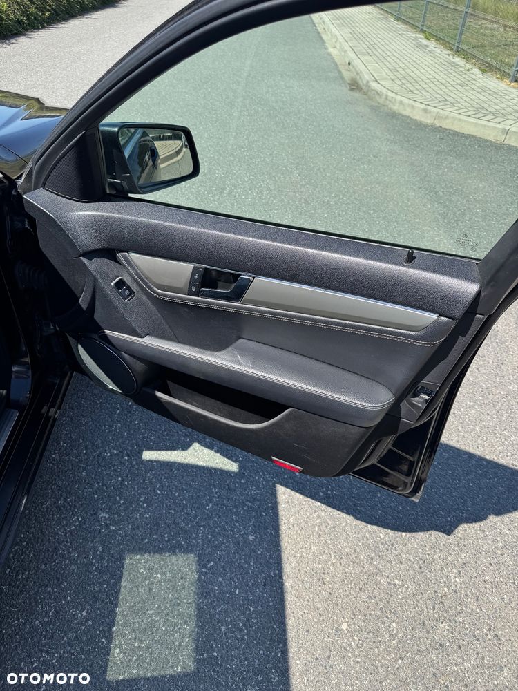 Mercedes-Benz Klasa C 200 CDI DPF Automatik Avantgarde - 17