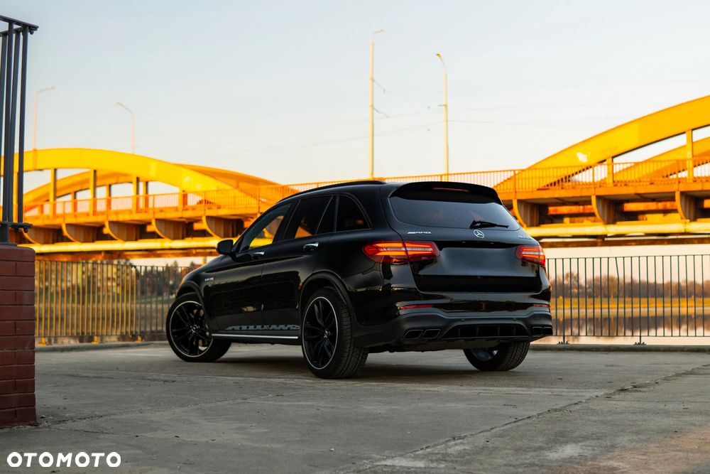 Mercedes-Benz GLC AMG 63 4-Matic+ - 2