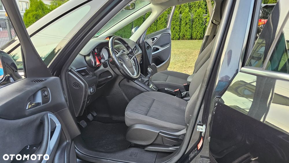 Opel Zafira - 8