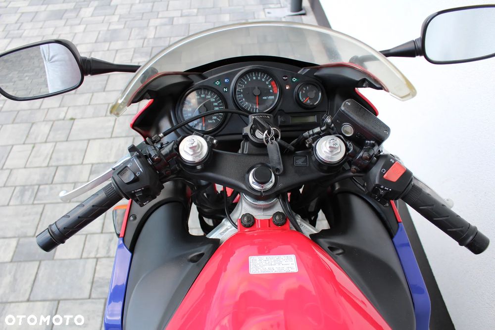 Honda CBR - 21